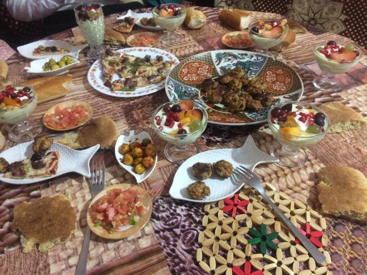 Dar Almanadir Todra Hostel Aït Baha Kültér fotó