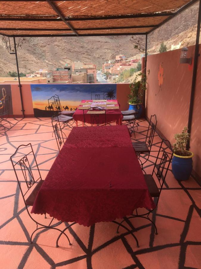 Dar Almanadir Todra Hostel Aït Baha Kültér fotó