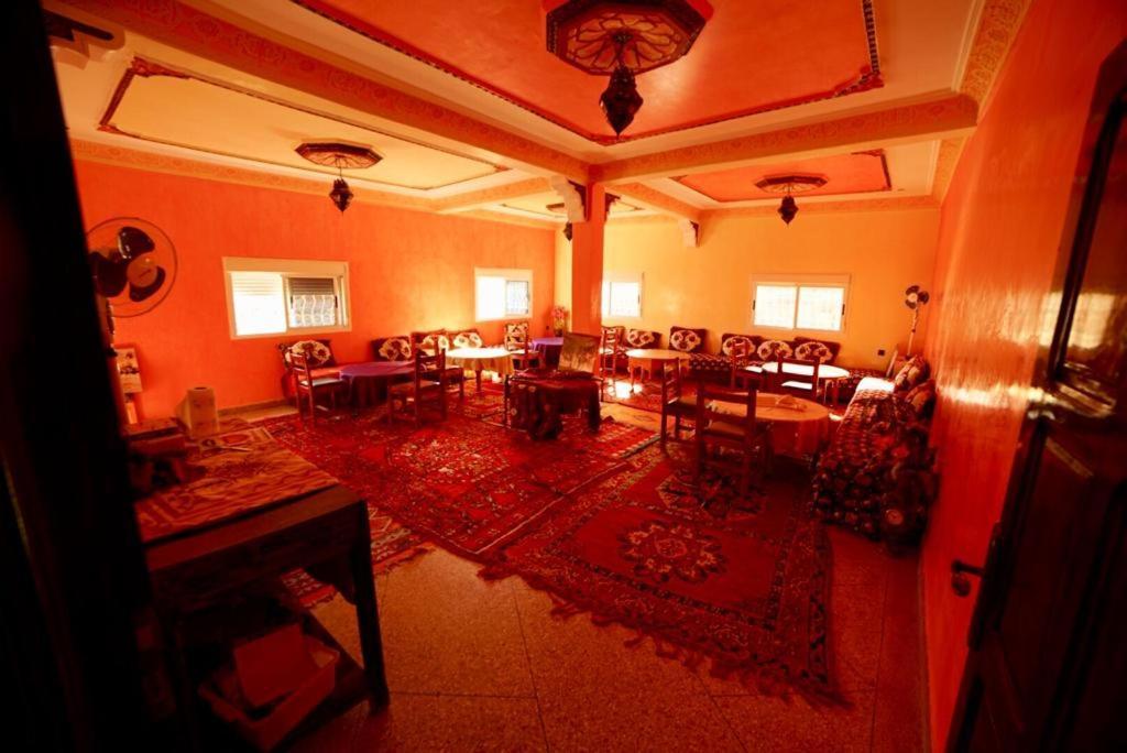 Dar Almanadir Todra Hostel Aït Baha Kültér fotó