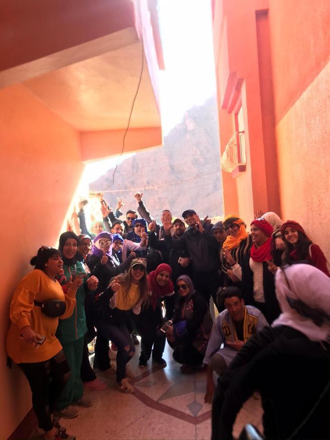 Dar Almanadir Todra Hostel Aït Baha Kültér fotó