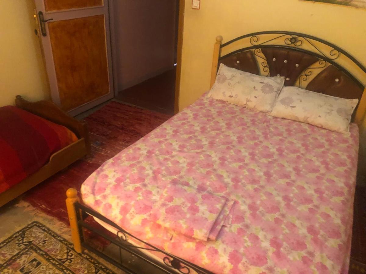 Dar Almanadir Todra Hostel Aït Baha Kültér fotó