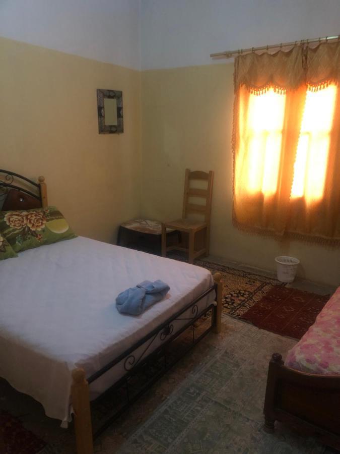Dar Almanadir Todra Hostel Aït Baha Kültér fotó