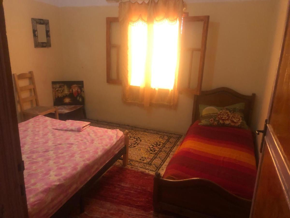 Dar Almanadir Todra Hostel Aït Baha Kültér fotó